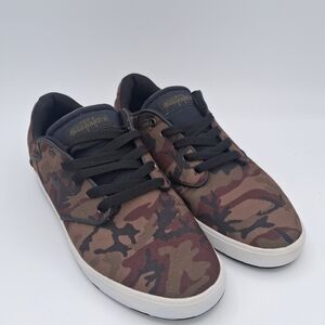 DC Shoe Mikey Taylor Super Suede Camo Size 10 Skateboarding